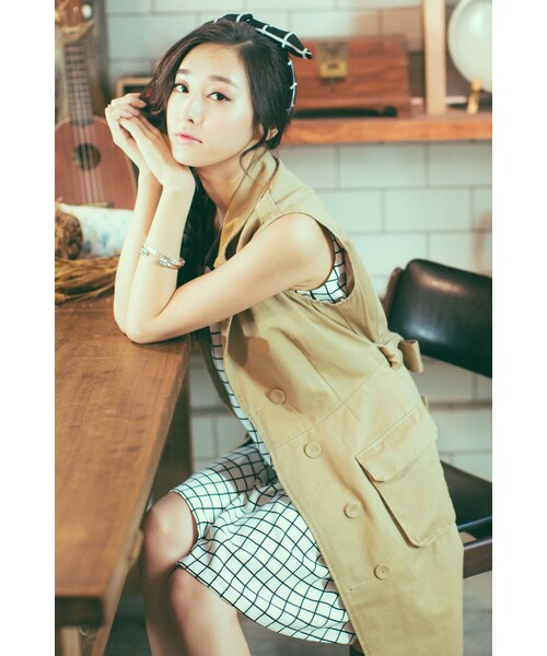 ORENDA（オレンダ）の「都會感修身風衣洋裝（ワンピース/ドレス・レディース・卡其/黑・S/M/L）」の5枚目の写真