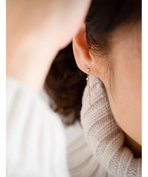 Ops.（オプス）の「K18 5Diamond Swing Stud Earrings FIDO -フィド-（ピアス（両耳用）・レディース・イエローゴールド・FREE）」の4枚目の写真