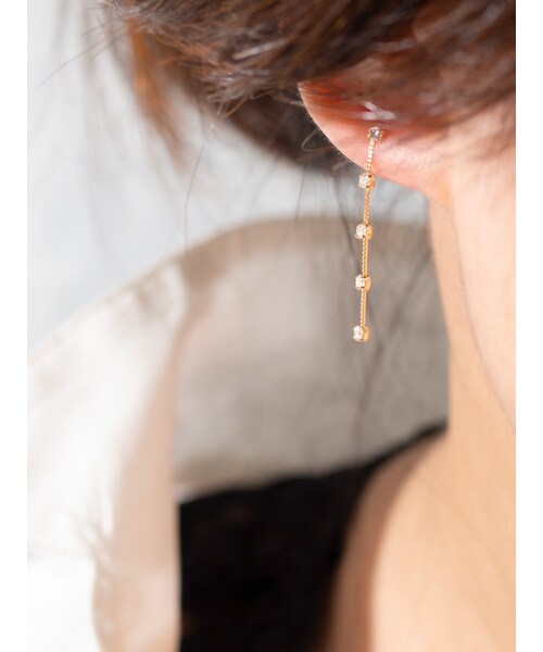 Ops.（オプス）の「K18 5Diamond Swing Stud Earrings FIDO -フィド-（ピアス（両耳用）・レディース・イエローゴールド・FREE）」の6枚目の写真