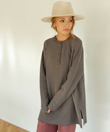 Auntie Rosa Holiday（アンティローザホリデー）の「ループテレコヘンリープルオーバー（Tシャツ/カットソー・レディース）」
