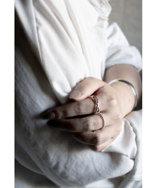 Ops.（オプス）の「Silver925 Dainty Ball Ring PATOA -パトア-（リング・レディース・シルバー/イエローゴールド・9号/11号/13号）」の7枚目の写真