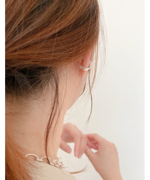 Ops.（オプス）の「Silver925 Cross Line EarCuff XIRA -エクシラ-（イヤリング（片耳用）・レディース・シルバー/イエローゴールド・ONE SIZE）」の8枚目の写真