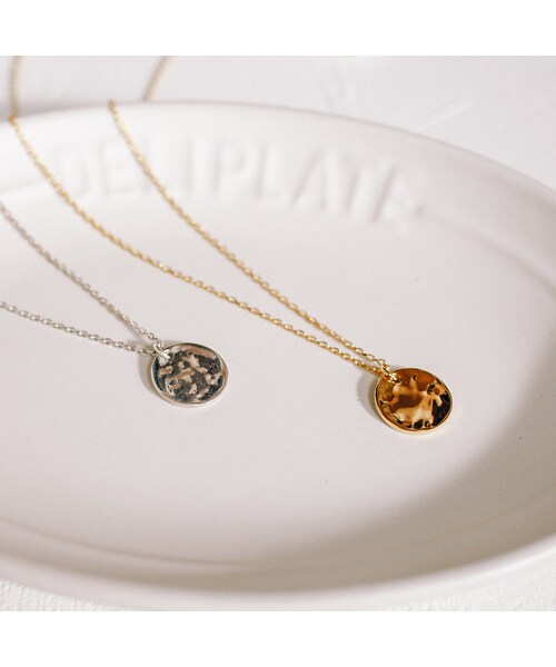 Ops.（オプス）の「Silver925 Ripple Coin Necklace NOVAC -ノバック-（ネックレス・レディース・シルバー/イエローゴールド・ONE SIZE）」の7枚目の写真