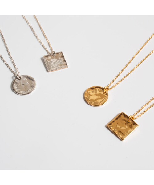 Ops.（オプス）の「Silver925 Ripple Coin Necklace NOVAC -ノバック-（ネックレス・レディース・シルバー/イエローゴールド・ONE SIZE）」の8枚目の写真