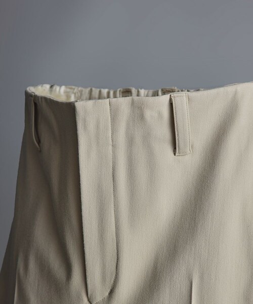 LIDNM（リドム）の「SIDE TUCK STRAIGHT TROUSERS（スラックス・メンズ・ホワイト系・SMALL/MEDIUM/LARGE）」の10枚目の写真