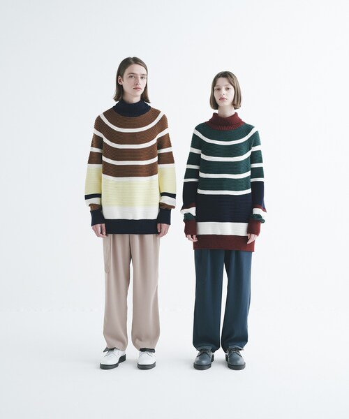 CULLNI(クルニ)の「COLOR BLOCK TURTLE KNIT(トップス・メンズ・BROWN/GREEN・1/2)」の2枚目の写真