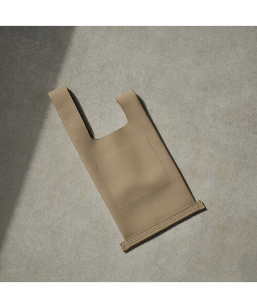 Lavish Gate（ラヴィッシュゲート）の「bag2-02520　スクエア ワンハンドル バッグ　ホワイト　ベージュ　ブラック（ハンドバッグ・レディース・その他）」の7枚目の写真