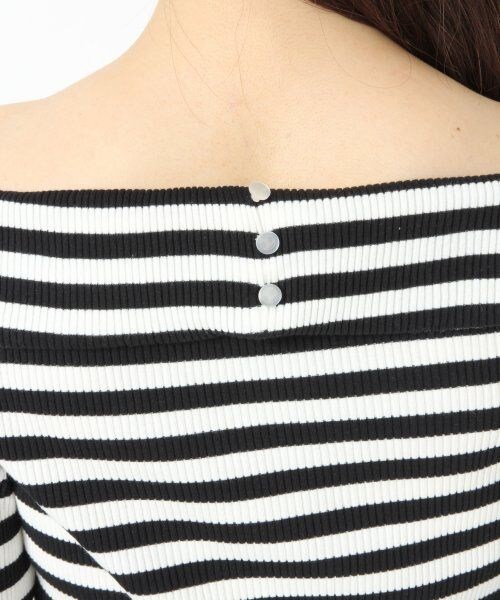 LOWRYS FARM（ローリーズファーム）の「テレコオフタートルプルオーバーロングスリーブ（トップス・レディース・オフ/ボーダー/チャコールグレー/ネイビー・Ｍ/Ｌ）」の11枚目の写真