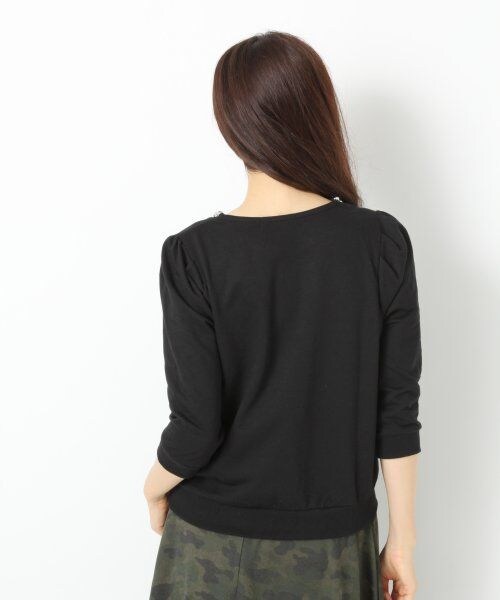 LOWRYS FARM（ローリーズファーム）の「コットンビジューパワショルロングスリーブ（トップス・レディース・オフ/ブラック/グレー/ブルー・Ｍ/Ｌ）」の6枚目の写真