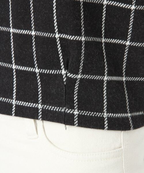 LOWRYS FARM(ローリーズファーム)の「ジャガードコウシチェックプルオーバーロングスリーブ(トップス・レディース・ブラック×ホワイト/ネイビー×レッド・M/L)」の7枚目の写真