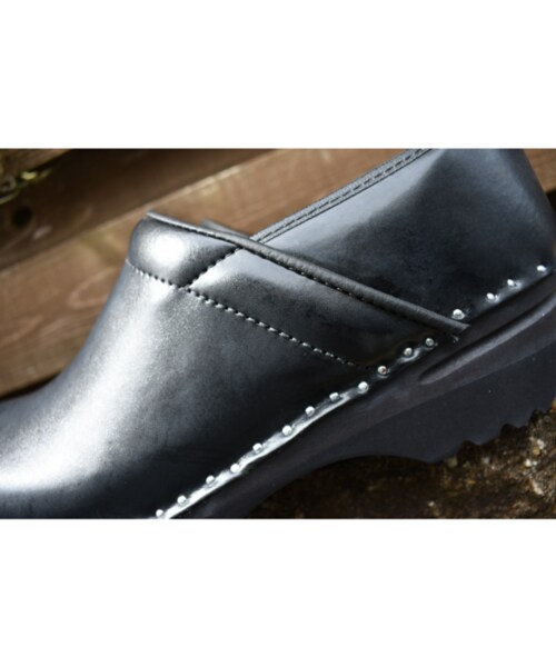 troentorp（トロエントープ）の「TROENTORP Van Gogh Classic Sweadish Clog スムースレザー クロッグ  BLACK（ブーツ・その他）」の5枚目の写真