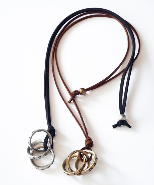 BOYSHE(ボーイシー)の「3リングローマ数字ネックレス(ネックレス・レディース・その他)」の3枚目の写真