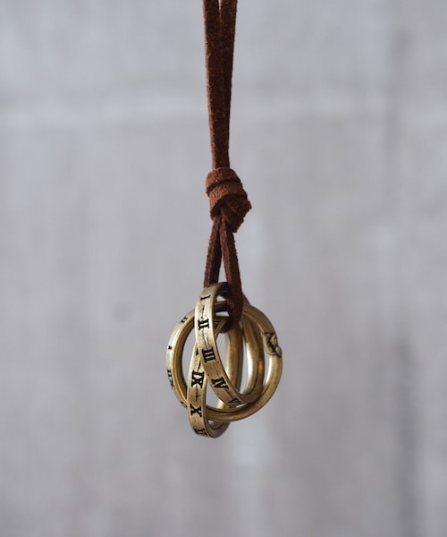 BOYSHE(ボーイシー)の「3リングローマ数字ネックレス(ネックレス・レディース・その他)」の8枚目の写真