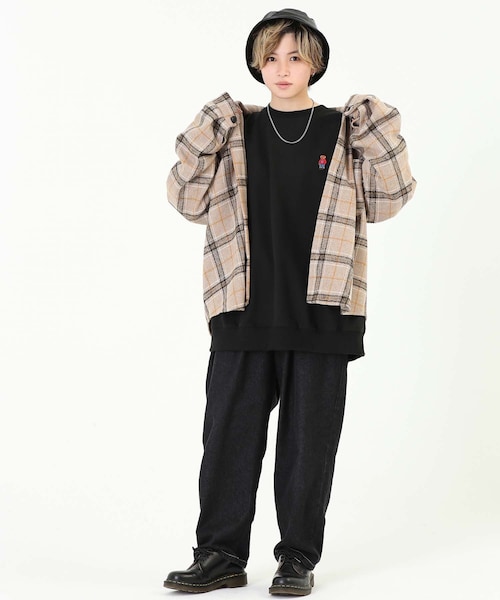 BOYSHE(ボーイシー)の「Bベアー クルーネックスウェット ブラック(スウェット・レディース・その他)」の11枚目の写真