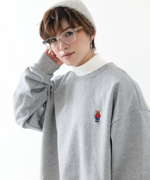BOYSHE(ボーイシー)の「Bベアー クルーネックスウェット グレー(スウェット・レディース・その他)」の2枚目の写真