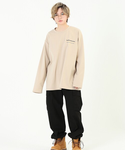 BOYSHE（ボーイシー）の「SUNDAY バックフォトプリントロングT　ベージュ（Tシャツ/カットソー・レディース・その他）」の3枚目の写真