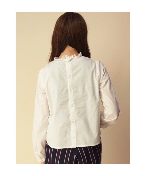 w closet(ダブルクローゼット)の「【A/W】ハイネックピンタックブラウス(トップス・レディース・オフホワイト/ネイビー・FREE)」の5枚目の写真