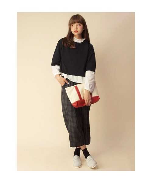 w closet(ダブルクローゼット)の「【A/W】ハイネックピンタックブラウス(トップス・レディース・オフホワイト/ネイビー・FREE)」の10枚目の写真