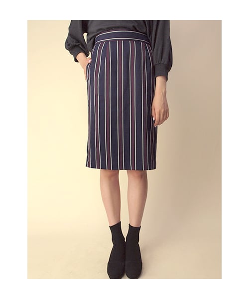 w closet(ダブルクローゼット)の「【A/W】レジメンタルストライプ柄ストレッチタイトスカート(パンツ・レディース・ボルドー/ネイビー・FREE)」の1枚目の写真