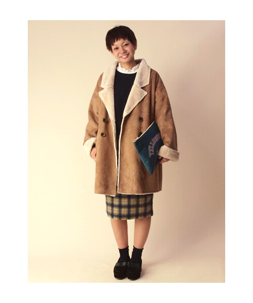 w closet（ダブルクローゼット）の「【予約】フェイクムートンドロップショルダーダブルコート（トップス・レディース・ライトベージュ/モカグレー・FREE）」の10枚目の写真