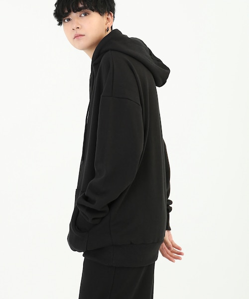 BOYSHE（ボーイシー）の「デイリー スウェットパーカーセットアップ　ブラック（スウェット・レディース・その他）」の8枚目の写真