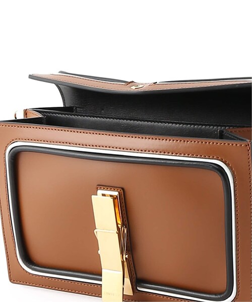 MUSE de Deuxieme classe（ミューズデドゥーズィエムクラス）の