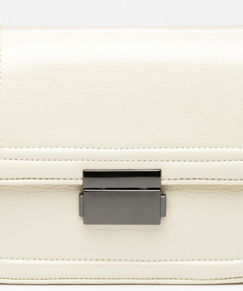 PAGEBOY（ページボーイ）の「【WEB先行予約】クラシカルショルダー（バッグ・レディース・オフホワイト/ブラック・FREE）」の13枚目の写真