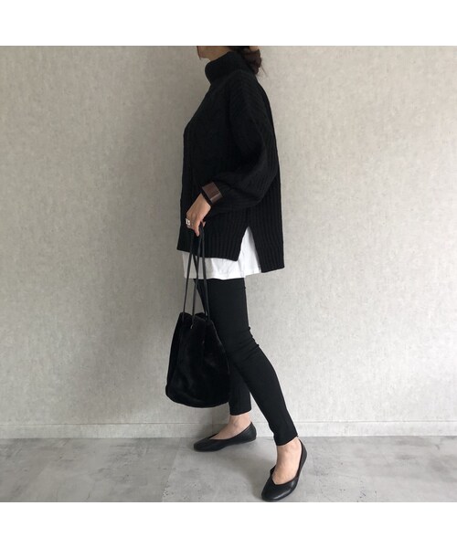 copine（コピン）の「全カラー12月10日再入荷！サイドスリットデザイン！ゆる可愛いケーブル編みタートルニット(3color)（ニット/セーター・レディース・その他）」の3枚目の写真