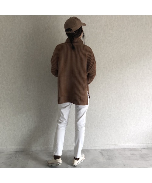 copine（コピン）の「全カラー12月10日再入荷！サイドスリットデザイン！ゆる可愛いケーブル編みタートルニット(3color)（ニット/セーター・レディース・その他）」の10枚目の写真