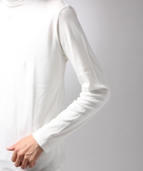 HARE（ハレ）の「タートルネックカットソー（トップス・メンズ・ホワイト×ブラック/オフホワイト/ブラック・S/M）」の8枚目の写真