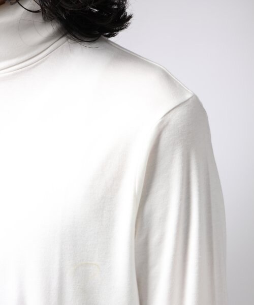 HARE（ハレ）の「タートルネックカットソー（トップス・メンズ・ホワイト×ブラック/オフホワイト/ブラック・S/M）」の7枚目の写真