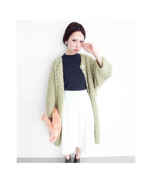 KBF（ケイビーエフ）の「ガーター編みBIGガウン（ジャケット/アウター・レディース・L.GREEN/L.BLUE/OFF・one）」の5枚目の写真