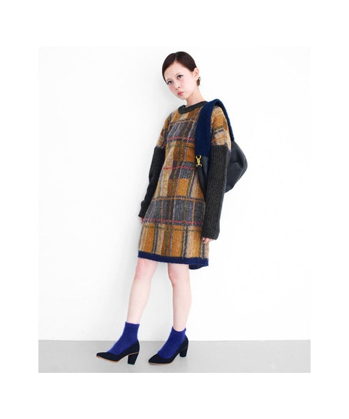 KBF(ケイビーエフ)の「シャギーチェックニットワンピース(ワンピース/ドレス・レディース・BLACK/YELLOW/BLUE・one)」の6枚目の写真