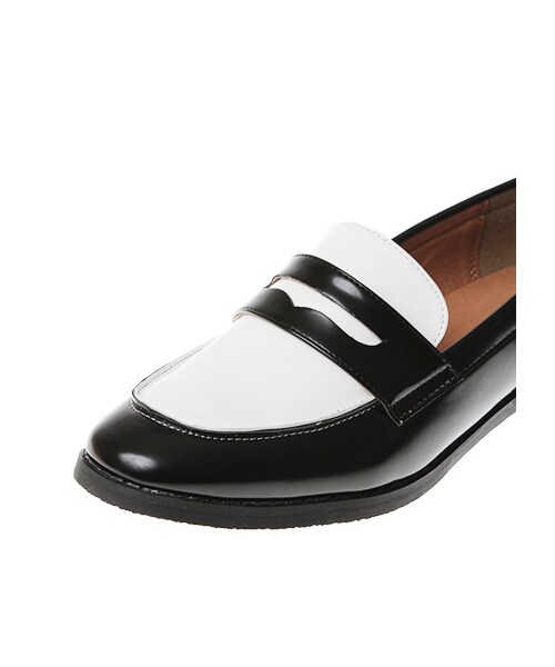 earth music&ecology（アースミュージックアンドエコロジー）の「〈サイズコンシェルジュ〉ベーシックローファー（パンプス・レディース・ブラック/ボルドー/マルチ・25cm）」の4枚目の写真