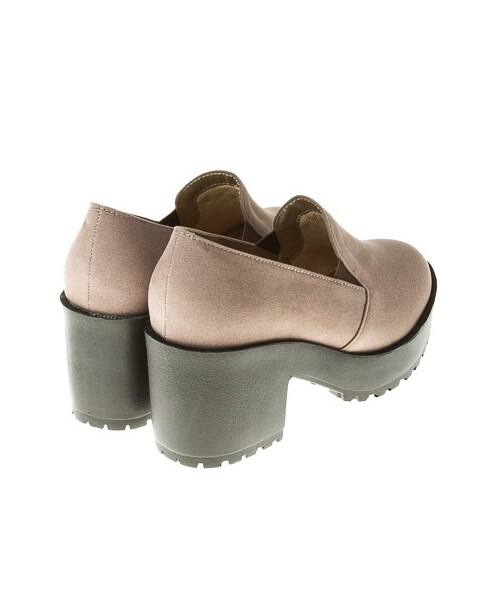 earth music&ecology（アースミュージックアンドエコロジー）の「〈サイズコンシェルジュ〉厚底スリッポンパンプス（パンプス・レディース・ブラック/ボルドー/モカ・25cm）」の2枚目の写真