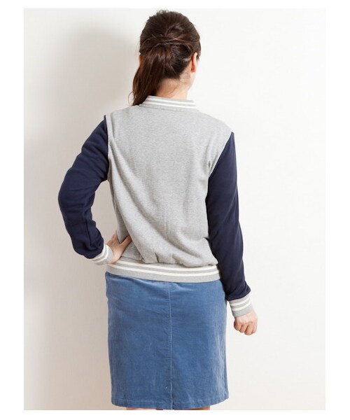 earth music&ecology(アースミュージックアンドエコロジー)の「〈サイズコンシェルジュ〉スヌーピー★earthスタジャン(ブルゾン ・レディース・杢グレー/ネイビー・XS/L)」の3枚目の写真