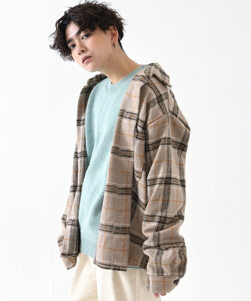 BOYSHE（ボーイシー）の「ビッグシルエット チェックシャツジャケット　ベージュ（シャツ/ブラウス・レディース・その他）」の2枚目の写真