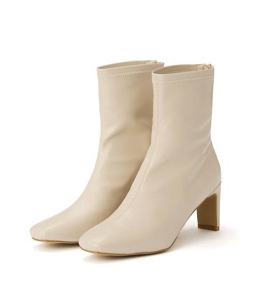 GRL（グレイル）の「ストレッチスクエアトゥショートブーツ（ブーツ・レディース・ブラック/モカ/オフホワイト/ブラウン/ベージュ/ピンク・24.5）」の5枚目の写真