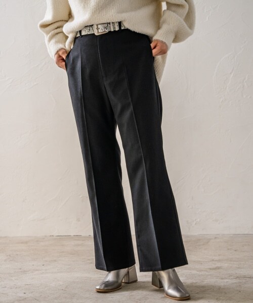 PAGEBOY(ページボーイ)の「【WEB先行予約】ウールライクセミフレアパンツ(パンツ・レディース・ブラック/ルージュ/杢ブラウン・S, M)」の1枚目の写真