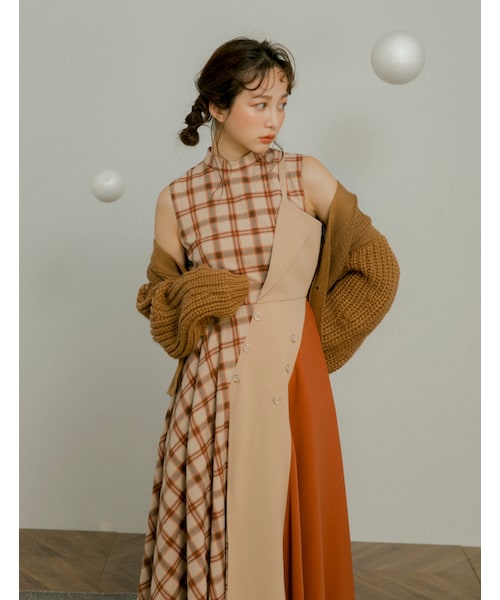 Marjorie（マージョリー）の「霓虹燈光，不對稱格紋拼色洋裝（ワンピース/ドレス・レディース・紅紫/杏・XS/S/M）」の16枚目の写真