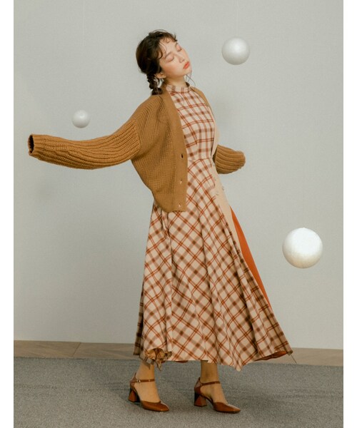 Marjorie（マージョリー）の「霓虹燈光，不對稱格紋拼色洋裝（ワンピース/ドレス・レディース・紅紫/杏・XS/S/M）」の18枚目の写真