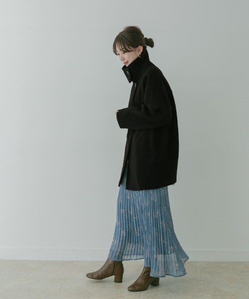 KBF（ケイビーエフ）の「KBF+ 立領繭型中長版大衣（ジャケット/アウター・レディース・象牙白/膚色/黑色・one）」の11枚目の写真