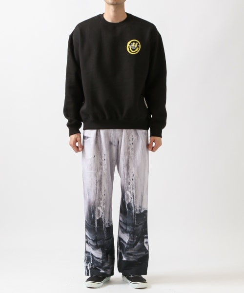 ALAND（エーランド）の「ISTKUNST／スマイルロゴプルオーバー（トップス・ホワイト()/ブラック()/ブルー()）」の7枚目の写真