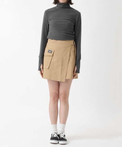 ALAND（エーランド）の「citybreeze／ロゴシンプルタートルネック（トップス・レディース・ホワイト(05)/ブラック(09)/チャコール(19)/カーキ(78)・FREE）」の17枚目の写真