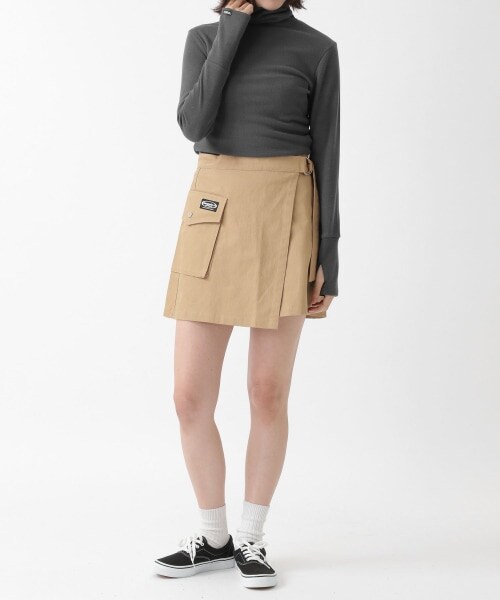 ALAND（エーランド）の「citybreeze／ロゴシンプルタートルネック（トップス・レディース・ホワイト(05)/ブラック(09)/チャコール(19)/カーキ(78)・FREE）」の16枚目の写真