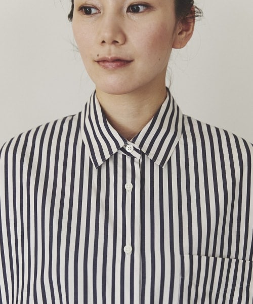 Curensology（カレンソロジー）の「＜&RC＞ビッグシャツ（トップス・ネイビーストライプ）」の6枚目の写真