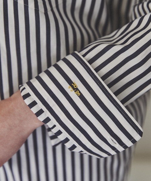 Curensology（カレンソロジー）の「＜&RC＞ビッグシャツ（トップス・ネイビーストライプ）」の8枚目の写真