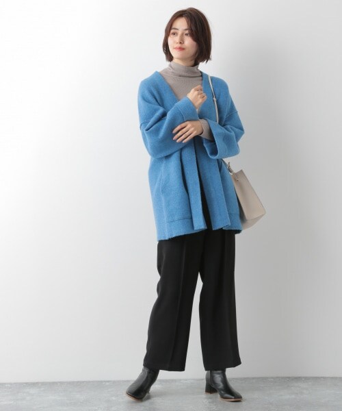 LEPSIM（レプシィム）の「ピンタックカラーパンツ（パンツ・グレージュ/モカ/カーキ/ブルー）」の5枚目の写真