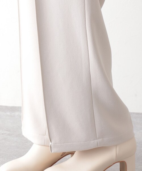 LEPSIM（レプシィム）の「ピンタックカラーパンツ（パンツ・グレージュ/モカ/カーキ/ブルー）」の16枚目の写真