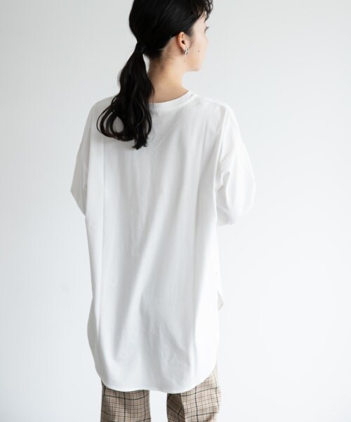 LOWRYS FARM（ローリーズファーム）の「ＵＳＡラウンドヘムＬＳ（トップス・オフ/ブラック）」の5枚目の写真